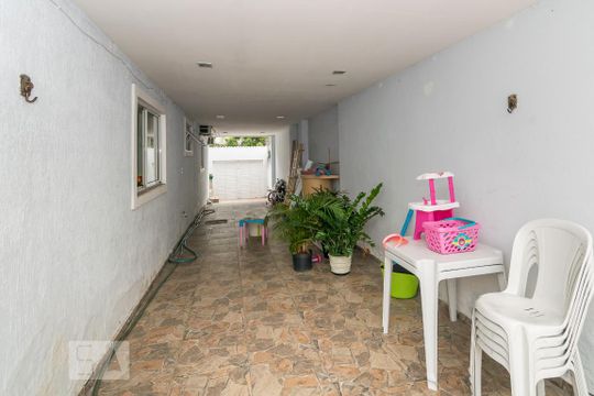 Garagem de casa de condomínio à venda com 6 quartos, 650m² em Irajá, Rio de Janeiro