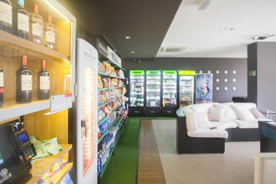 Mini Mercado de apartamento para alugar com 1 quarto, 51m² em Vila Gertrudes, São Paulo