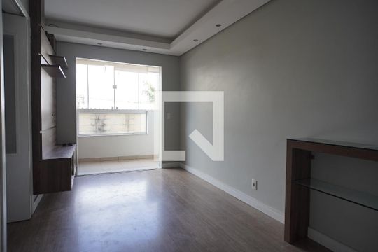 Apartamento à venda com 3 quartos, 63m² em Jardim Itu Sabará, Porto Alegre