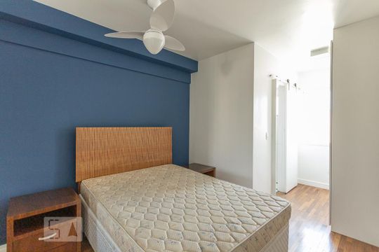 Suíte de apartamento à venda com 3 quartos, 76m² em Barra Funda, São Paulo
