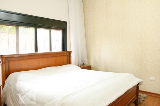 Suíte 1 de casa à venda com 5 quartos, 400m² em Jardim Santa Helena, São Paulo