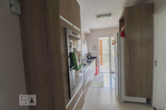 Cozinha de apartamento à venda com 4 quartos, 115m² em Vila Santo Antônio, Guarulhos