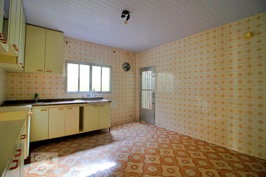 Cozinha de casa à venda com 3 quartos, 200m² em Vila Francisco Matarazzo, Santo André