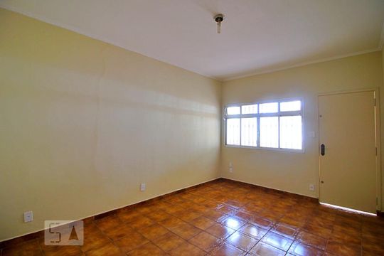 Casa à venda com 3 quartos, 200m² em Vila Francisco Matarazzo, Santo André