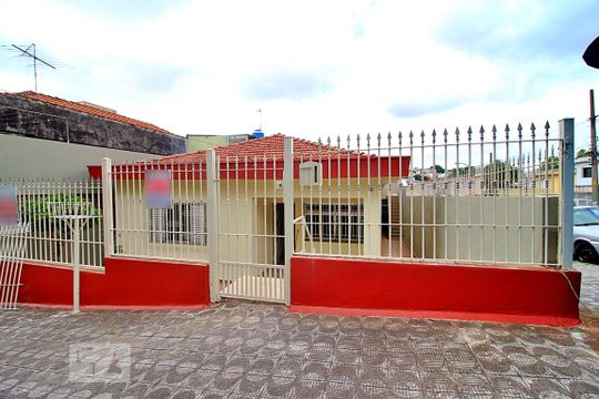 Fachada de casa à venda com 3 quartos, 200m² em Vila Francisco Matarazzo, Santo André