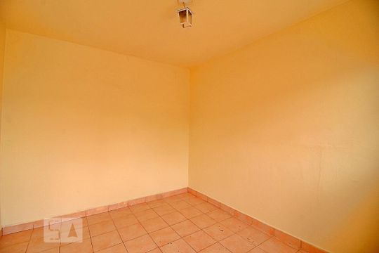 Quarto de Serviço de casa à venda com 3 quartos, 200m² em Vila Francisco Matarazzo, Santo André
