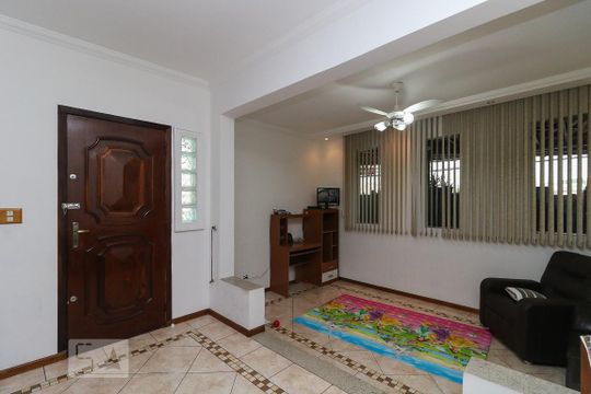 Sala de casa à venda com 3 quartos, 200m² em Umuarama, Osasco