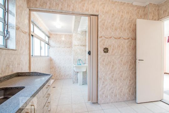 Cozinha e Lavanderia de apartamento à venda com 2 quartos, 70m² em Santo Amaro, São Paulo