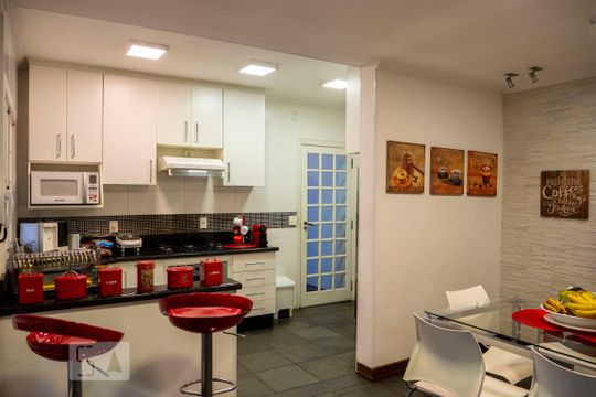 Cozinha de casa à venda com 4 quartos, 238m² em Vila Vera, São Paulo