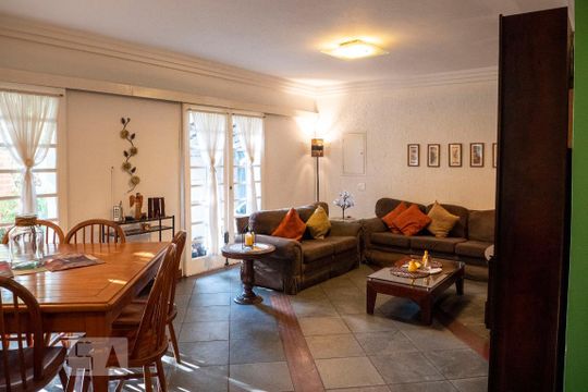 Sala de casa à venda com 4 quartos, 238m² em Vila Vera, São Paulo