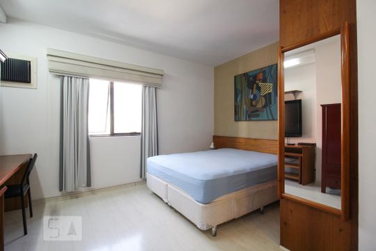 Kitnet/Studio para alugar com 1 quarto, 28m² em Moema, São Paulo