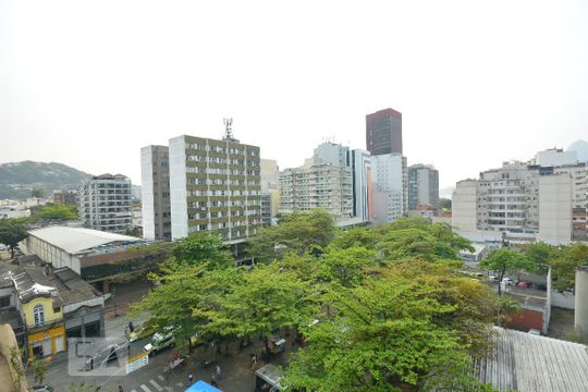 Vista da Sala de apartamento para alugar com 2 quartos, 68m² em Botafogo, Rio de Janeiro