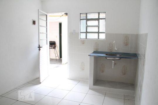 Casa para alugar com 1 quarto, 32m² em Vila Prudente, São Paulo
