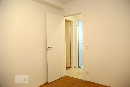 Quarto 1 de apartamento para alugar com 2 quartos, 42m² em Parque Reboucas, São Paulo