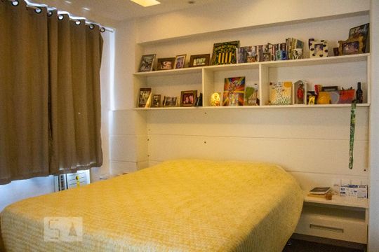 Quarto 1 de apartamento à venda com 2 quartos, 115m² em Barra da Tijuca, Rio de Janeiro