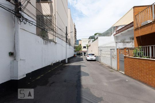 Vila de apartamento para alugar com 1 quarto, 45m² em Vila Isabel, Rio de Janeiro