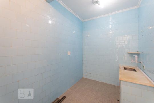 Cozinha de apartamento para alugar com 1 quarto, 45m² em Vila Isabel, Rio de Janeiro