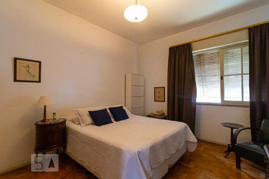 Quarto 1 de casa à venda com 4 quartos, 390m² em Pacaembu, São Paulo