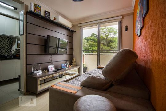 Sala de apartamento à venda com 2 quartos, 60m² em Protásio Alves, Porto Alegre
