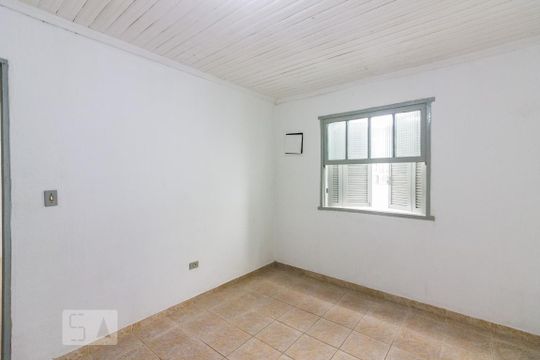 Quarto de casa para alugar com 1 quarto, 20m² em Vila Santa Maria, São Paulo