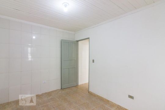 Quarto de casa para alugar com 1 quarto, 20m² em Vila Santa Maria, São Paulo