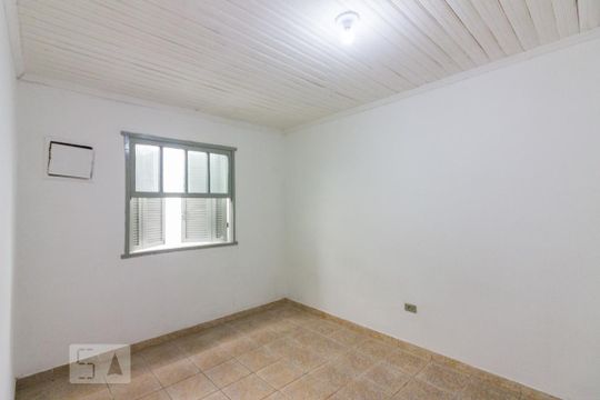 Quarto de casa para alugar com 1 quarto, 20m² em Vila Santa Maria, São Paulo