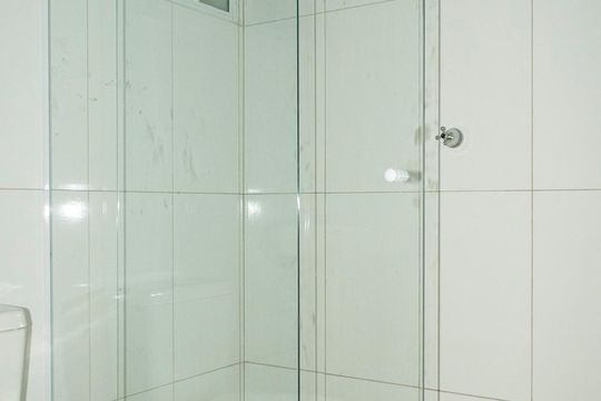 BANHEIRO de apartamento para alugar com 2 quartos, 60m² em Parque Peruche, São Paulo