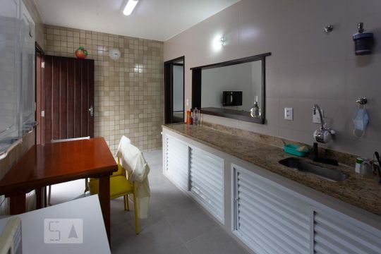 Cozinha de casa à venda com 5 quartos, 400m² em Vargem Grande, Rio de Janeiro