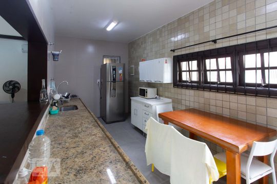 Cozinha de casa à venda com 5 quartos, 400m² em Vargem Grande, Rio de Janeiro