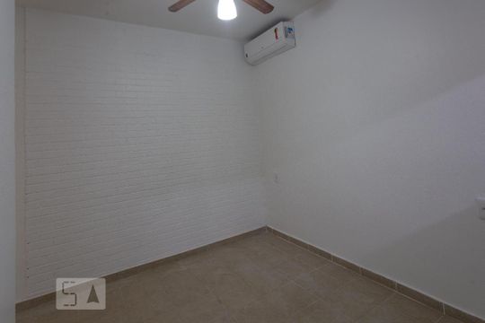 Sala 2 de casa à venda com 5 quartos, 400m² em Vargem Grande, Rio de Janeiro