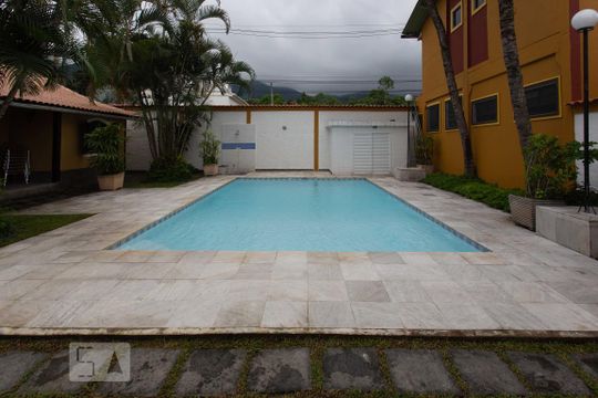 Piscina de casa à venda com 5 quartos, 400m² em Vargem Grande, Rio de Janeiro