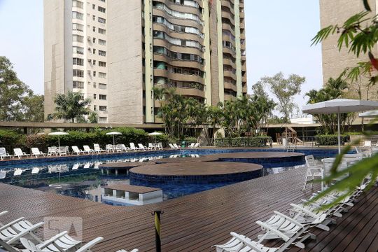 Área comum - Piscina de apartamento para alugar com 3 quartos, 160m² em Jardim Ampliação, São Paulo