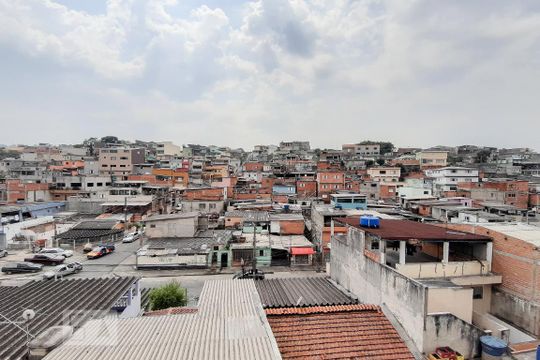Vista do Quarto 3 de apartamento para alugar com 3 quartos, 60m² em Vila Zat, São Paulo