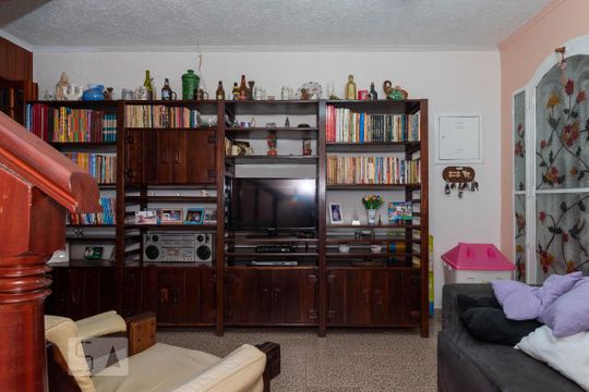 Casa à venda com 3 quartos, 158m² em Mirandópolis, São Paulo