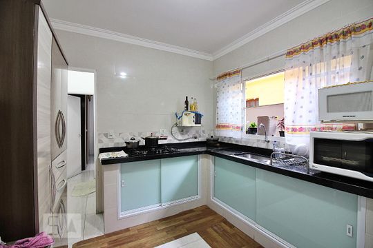 Cozinha  de casa à venda com 4 quartos, 220m² em Alves Dias, São Bernardo do Campo