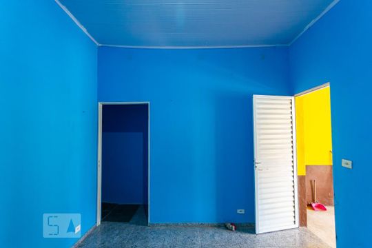 Sala de casa à venda com 2 quartos, 65m² em Veloso, Osasco
