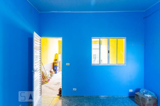 Sala de casa à venda com 2 quartos, 65m² em Veloso, Osasco