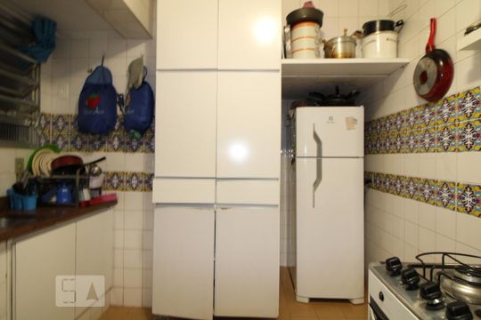 Cozinha de casa à venda com 4 quartos, 210m² em Jardim Prainha, São Paulo