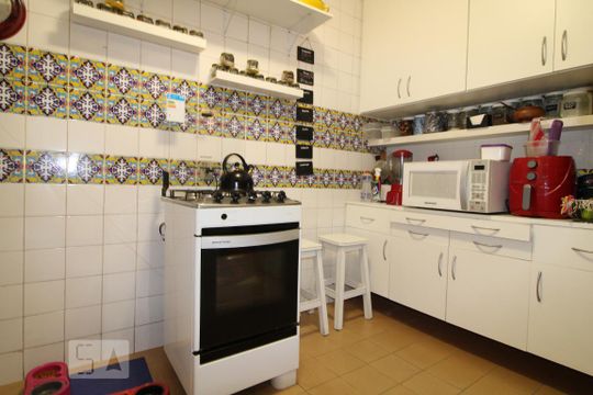 Cozinha de casa à venda com 4 quartos, 210m² em Jardim Prainha, São Paulo