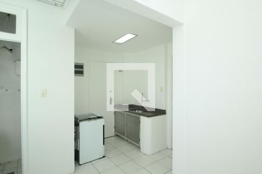 Cozinha e Área de Serviço de apartamento à venda com 2 quartos, 73m² em Botafogo, Rio de Janeiro