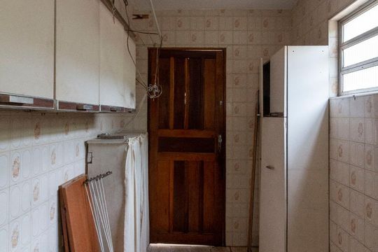 Área de Serviço de casa para alugar com 3 quartos, 180m² em Jardim Itapemirim, São Paulo