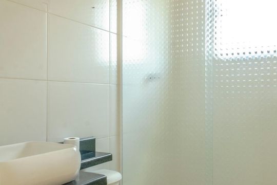 Banheiro da suíte de casa à venda com 2 quartos, 96m² em Vila Catupia, São Paulo