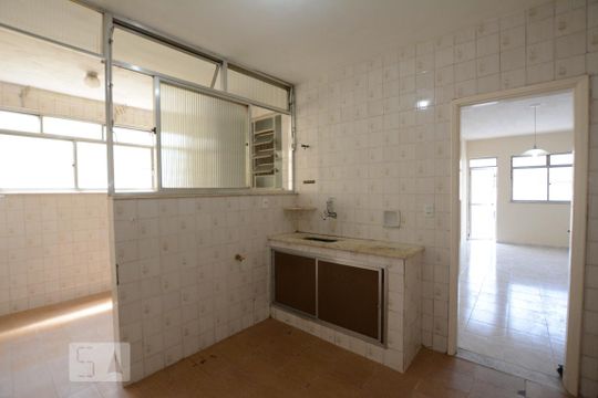 Cozinha de apartamento à venda com 2 quartos, 61m² em Madureira, Rio de Janeiro