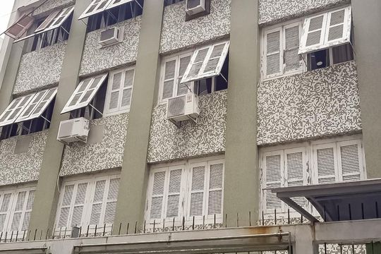 Fachada de apartamento à venda com 2 quartos, 60m² em Praia de Belas, Porto Alegre