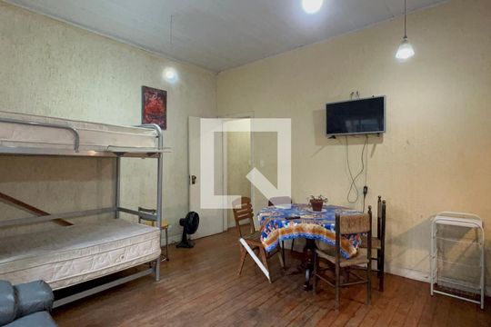 Sala/Cozinha de casa para alugar com 8 quartos, 320m² em Pinheiros, São Paulo
