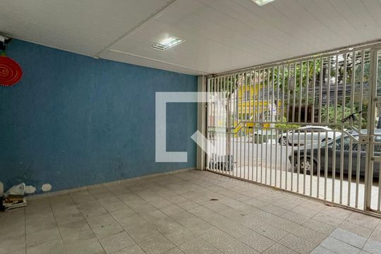 Garagem de casa para alugar com 8 quartos, 320m² em Pinheiros, São Paulo