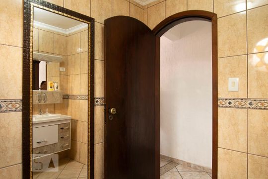 Lavabo de casa à venda com 4 quartos, 300m² em Jardim Cotiana, São Paulo