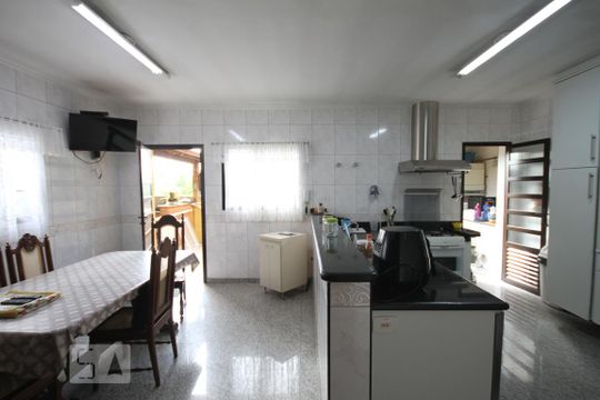 Cozinha de casa à venda com 4 quartos, 435m² em Jardim Santa Emília, São Paulo