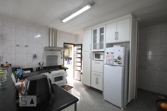 Cozinha de casa à venda com 4 quartos, 435m² em Jardim Santa Emília, São Paulo