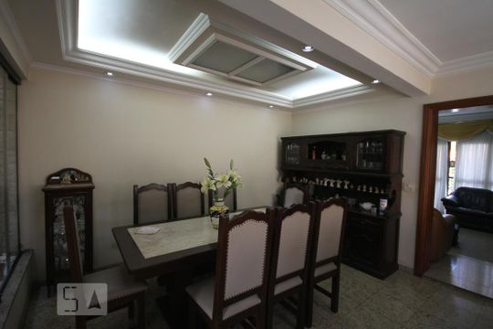 Sala de casa à venda com 4 quartos, 435m² em Jardim Santa Emília, São Paulo